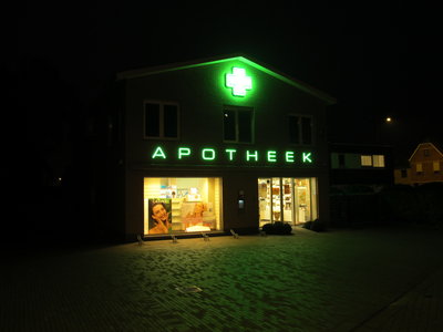 foto.apotheek.janssen.deinze.avond